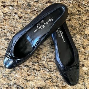 Ferragamo Flats-Size 8.5 2A